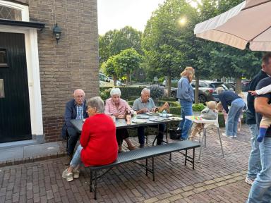 Foto 2 van 5 bij het verslag van Buurt BBQ