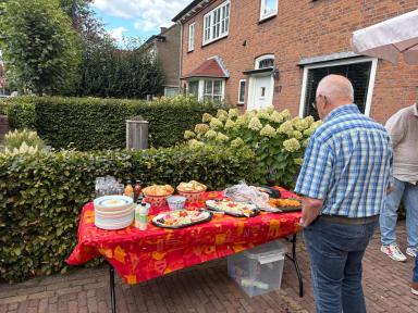 Foto 5 van 5 bij het verslag van Buurt BBQ
