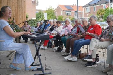 Foto 1 van 3 bij het verslag van Samen in verbinding!