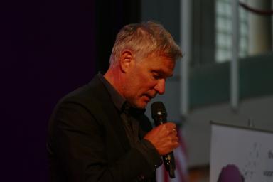 Foto 2 van 4 bij het verslag van Bijeenkomst